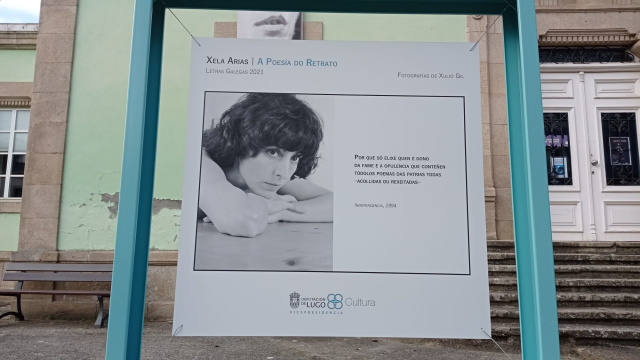 Retrato e poesía en itinerancia para levar a Xela Arias ás rúas da provincia.