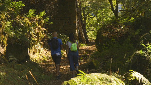 Os vellos camiños contan a historia da Ribeira Sacra: Ruta Cibrisqueiros- San Cosmede- Pombeiro